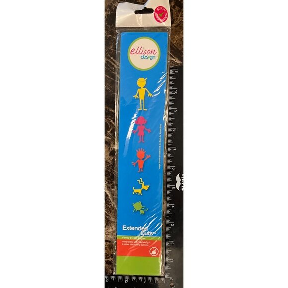 Sizzix Ellison Design Extended Die Cuts Family by Stu Kilgoure 222800 - Picture 1 of 2